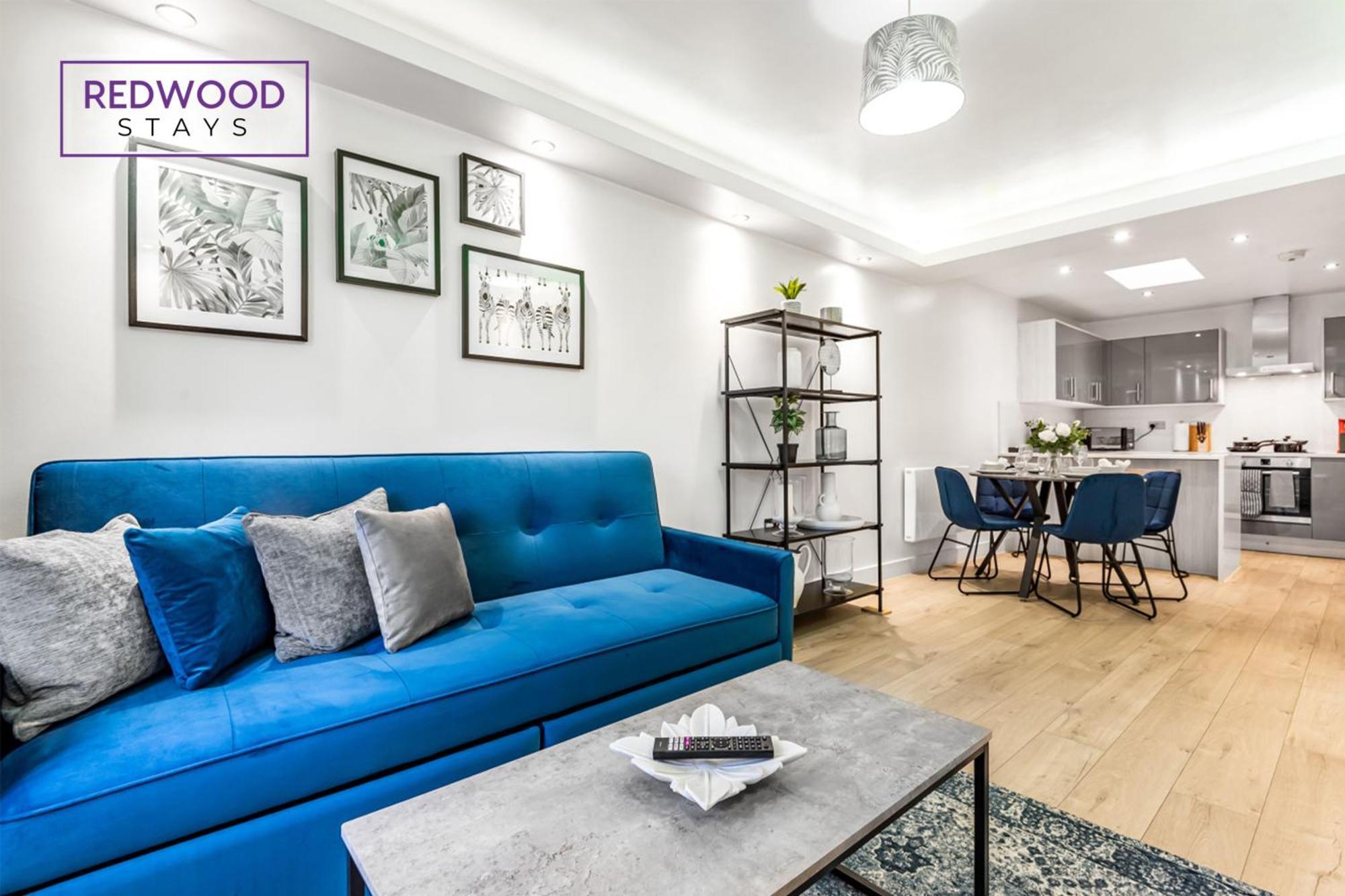 1 Bed 1 Bath Town Center Apartments For Corporates & Contractors, Wifi, Netflix And Parking On Selected Units By Redwood Stays オールダーショット エクステリア 写真